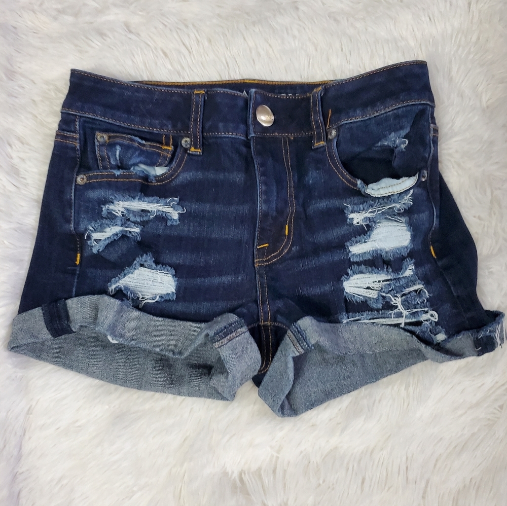AMERICAN EAGLE OUTFITTERS 360 SUPER STRETCH HI-RISE SHORTIE DENIM RIPPED SHORTS!